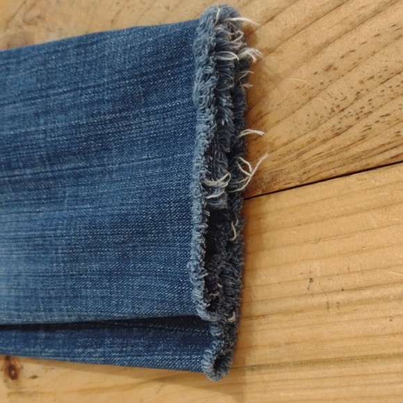 Citizens of Humanity Avedon Low Rise Skinny Leg Ripped Knee Raw Hem Jean Size 25 - Picture 11 of 12